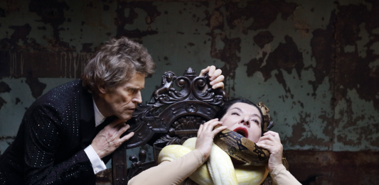 Le 7 morti di Maria Callas, interpretate da Marina Abramovic. Anche in streaming