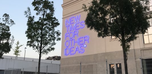 Il romanticismo di ArtLine, con le nuove opere di Prieto e Nannucci Maurizio Nannucci per ArtLine