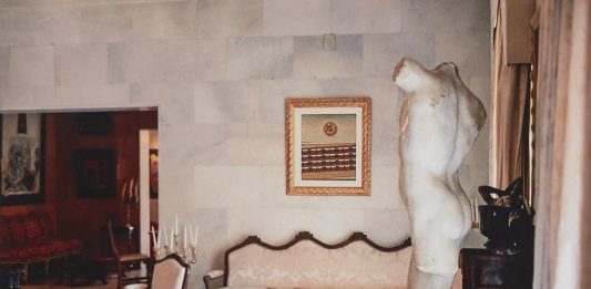 Da Tommaso Calabro “Casa Iolas. Citofonare Vezzoli”. Intervista al gallerista