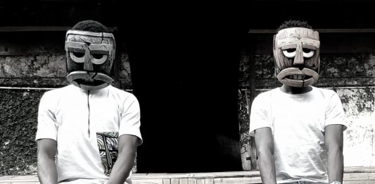 Tra corpo e maschere, per una nuova arte: Yusuff Aina Abogunde