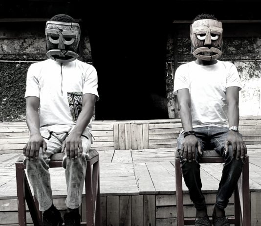 Tra corpo e maschere, per una nuova arte: Yusuff Aina Abogunde