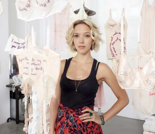 Her Clique è la nuova piattaforma online dedicata alle donne artiste