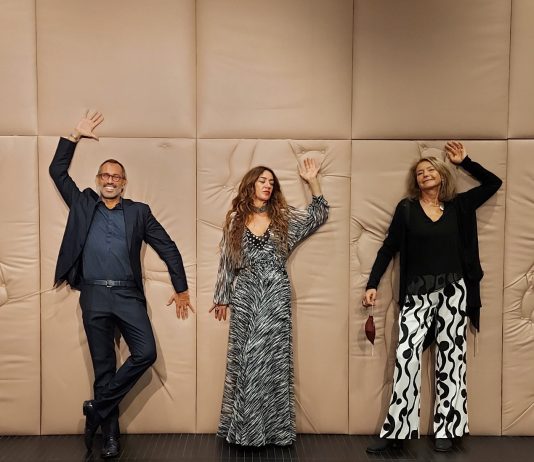 Performance al muro. Loredana Longo vince la menzione speciale di Art & Design