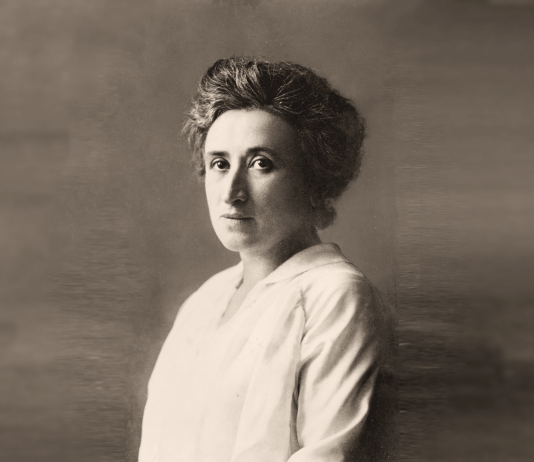 9cento Storie. Donne che cambiano il mondo