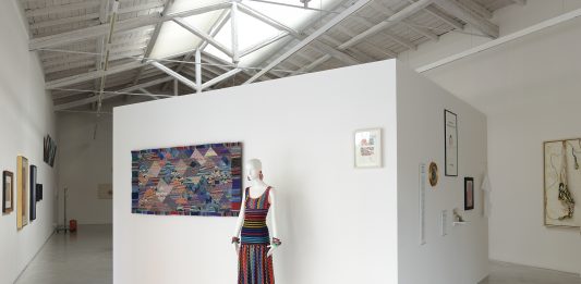 VADO AL MASSIMO. Cronache dall’Italia postmoderna – Galleria Astuni