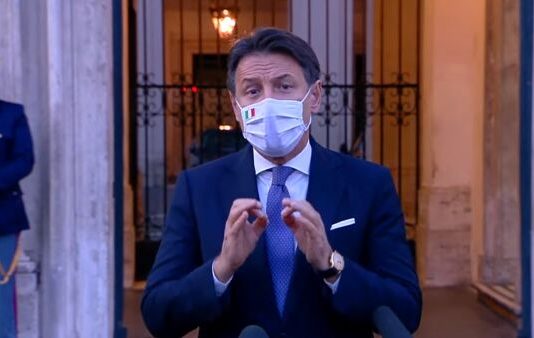 E ci risiamo: teatri, cinema, fiere e anche palestre richiusi