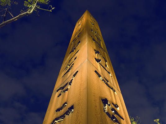 Arnaldo Pomodoro. {sur}face – Castello Campori di Soliera