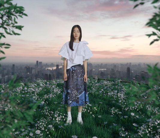 Una sfilata da sogno nella natura: REDValentino e Timo Helgert per la spring ‘21 Timo Helgert per RedValentino