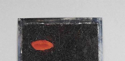 “AMAILNERO” Installazione site-specific di Pier Giuseppe Moroni presso lo spazio 7.24X0.26 Gallery