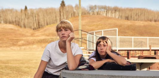 A Parigi, un tour digitale nella fotografia di ieri e di oggi Playground_Beyond_The_Shadows_ElsaJohanna_2018_copyrights Johanna Benaïnous (1991) e Elsa Parra (1990)