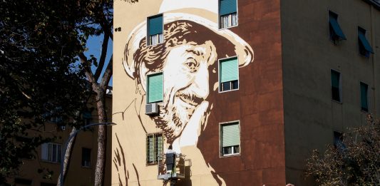 Il grande Gigi Proietti torna al Tufello, con il murales di Lucamaleonte
