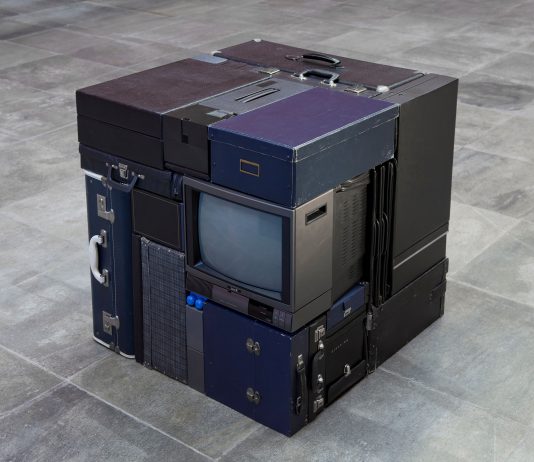 Digital Black: il primo Black Friday dell’arte Michael Johansson, Dawn III. The Flat-Massimo Carasi. Digital Black, ArtVerona