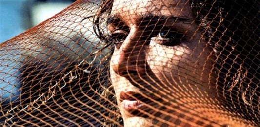 Pop Corn#32. Una sorprendente Valeria Golino sotto il sole di Lampedusa