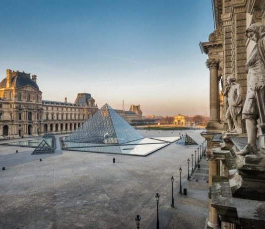 Crisi? Il Louvre risponde con un’asta benefica senza precedenti