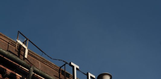 ‘Silenzio’, il progetto della galleria Giorgio Galotti. Intervista al gallerista