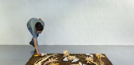 L’introspezione e l’inno alla vita in UNMADE: intervista a Ilaria Gasparroni