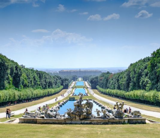 Wooden Renaissance: il parco della Reggia di Caserta apre al contemporaneo