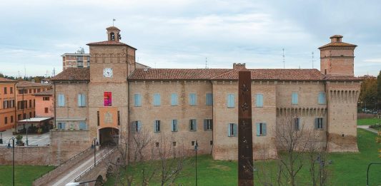 Beyond The Mask: una video performance al Castello Campori di Soliera