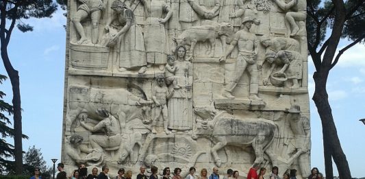 Hidden Histories, oggi online con Daniela Ortiz e il collettivo Stalker