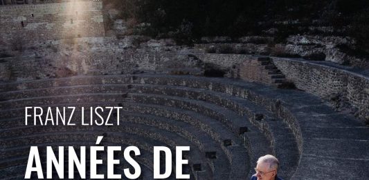 Pianoforte di Natale: i dischi classici da mettere sotto l’albero