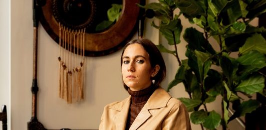 «Tutti gli oggetti hanno emozioni». Delfina Delettrez Fendi per Sotheby’s Milano