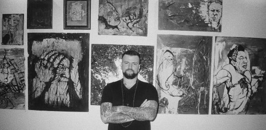 Trash Secco: da Dante a Cattelan, oltre le porte della percezione dell’arte Trash Secco