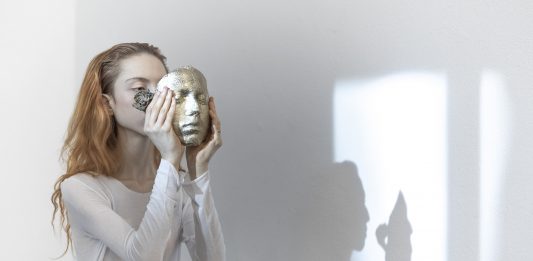 It’s a Mad, Mad, Mad, Mad World #01. Intervista a Reverie Reverie con “The Sleeping Muse”, Milano, 2020, foto F. Mantegna