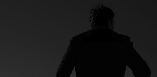 The Underground: intervista a Mustafa Sabbagh, tra storie di solitudini e sfondi neri Mustafa Sabbagh