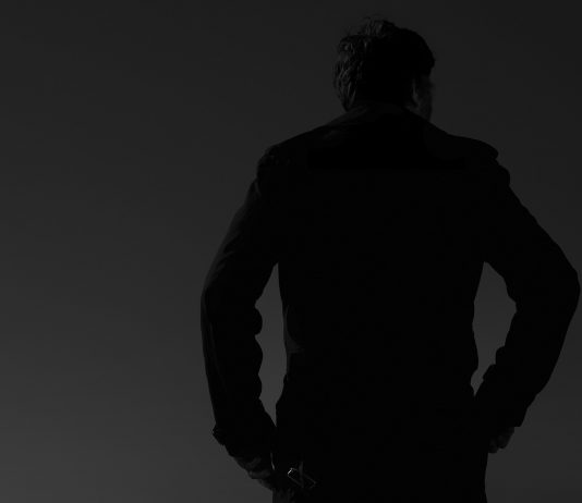 The Underground: intervista a Mustafa Sabbagh, tra storie di solitudini e sfondi neri Mustafa Sabbagh