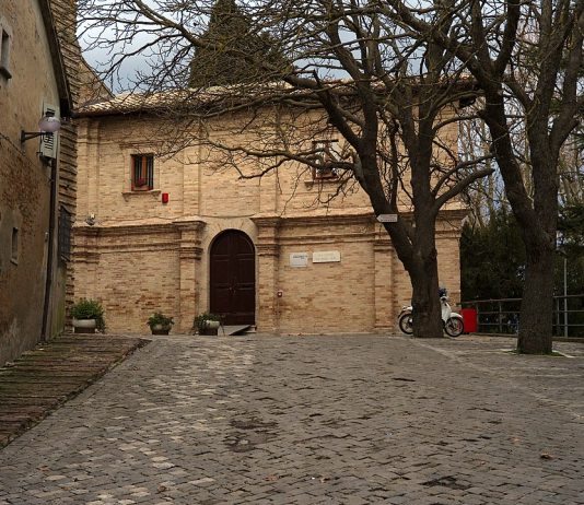 Sesso durante la DAD: docente dell’Accademia di Urbino si dimette