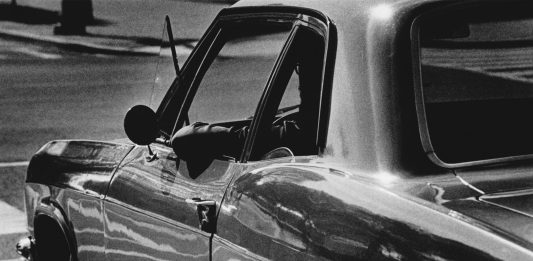 Metropolis: storie urbane in bianco e nero, negli scatti di Renato D’Agostin