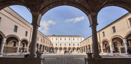 L’arte della burocrazia. Viaggio nelle AFAM