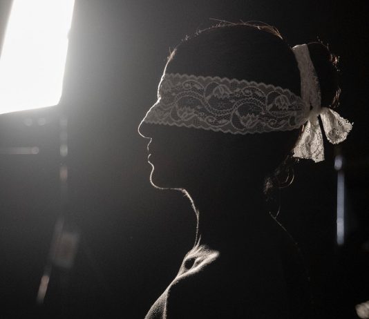 Lyre: un progetto che celebra la bellezza e i contrasti della musica Serena Maria Brindisi Lyre