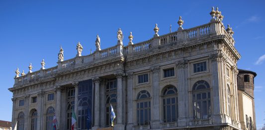 La facciata di Palazzo Madama rinasce, con un grande restauro Palazzo Madama restauro