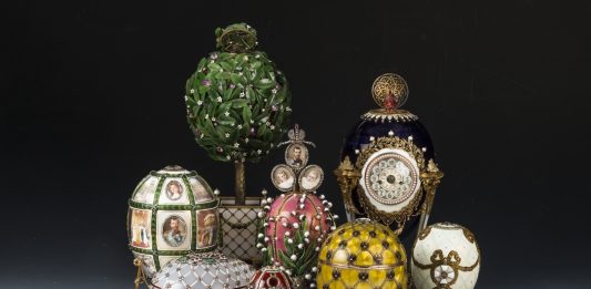 Il Museo dell’Ermitage sotto accusa: le uova di Faberge in mostra sono false