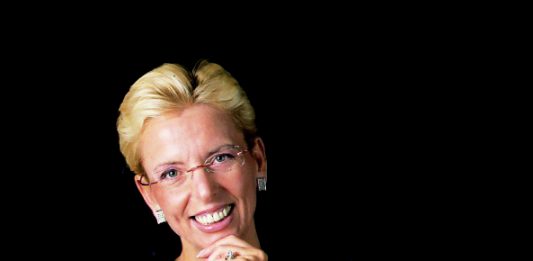 Nasce AW ArtMag: intervista a Lorella Pagnucco Salvemini Lorella Pagnucco Salvemini, foto Ferdinando Cioffi