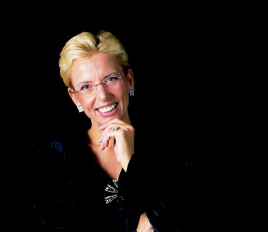 Nasce AW ArtMag: intervista a Lorella Pagnucco Salvemini Lorella Pagnucco Salvemini, foto Ferdinando Cioffi