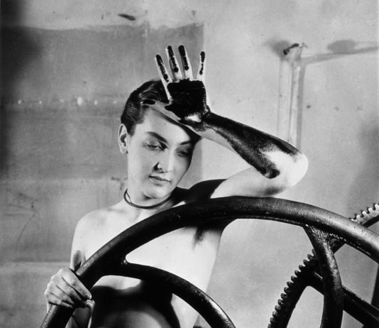 Meret Oppenheim. Reflection of an Era, una mostra fuori dai prototipi di genere