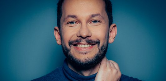 Chi è Tomasz Kirenczuk, prossimo direttore di Santarcangelo Festival TOMASZ KIRENCZUK © MARCIN OLIVA SOTO