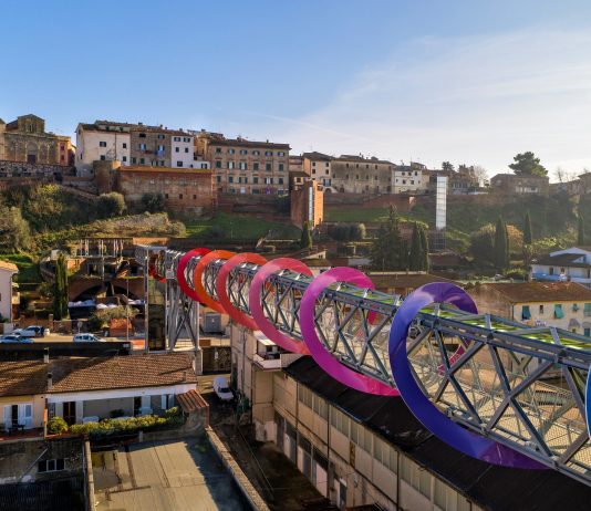 Endless sunset: la nuova installazione di Patrick Tuttofuoco a Peccioli