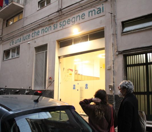 Tra presenza e trascendenza, nel cuore di Napoli. Al via la residenza di Anna Witt