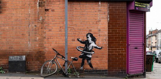Lo stencil di Banksy a Nottingham è stato staccato e venduto a una galleria d’arte Banksy Nottingham