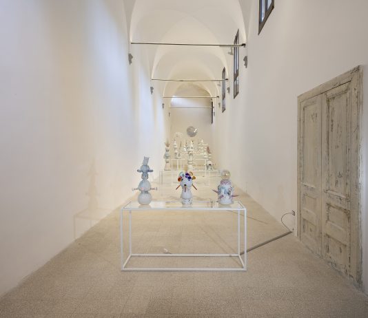 Made in Cloister: le porcellane di Diego Cibelli nel nuovo LAB.Oratorio