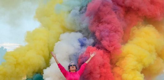 Annullata la performance di Judy Chicago per Desert X: troppi rischi ambientali Judy Chicago. Courtesy Donald Woodman, courtesy the Artist Rights Society.