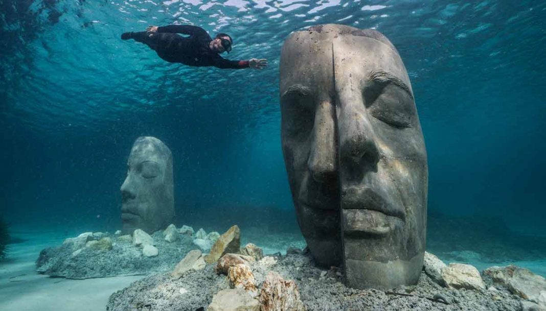 Le sculture monumentali sottomarine di Jason deCaires Taylor Le sculture monumentali sottomarine di Jason deCaires Taylor