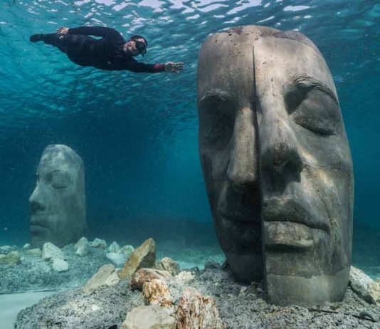 Al largo di Cannes, nasce il più grande ecomuseo sottomarino europeo Le sculture monumentali sottomarine di Jason deCaires Taylor