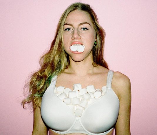 Aggiungi al carrello: cinque artisti in un food store di Napoli Aggiungi al carrello napoli