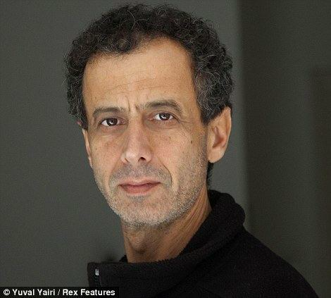 Yuval-Yairi_Portrait