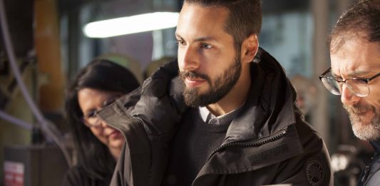 Emilio Vavarella è il vincitore di exibart prize 2020 Ritratto di Emilio Vavarella. Photo © Alessia Rollo.