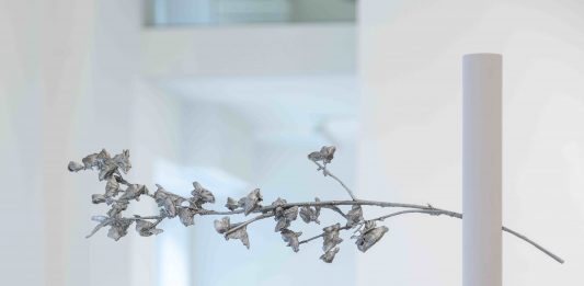 FINE DEL MERCATO. FRANCK SCURTI ALLA MAAB GALLERY DI MILANO